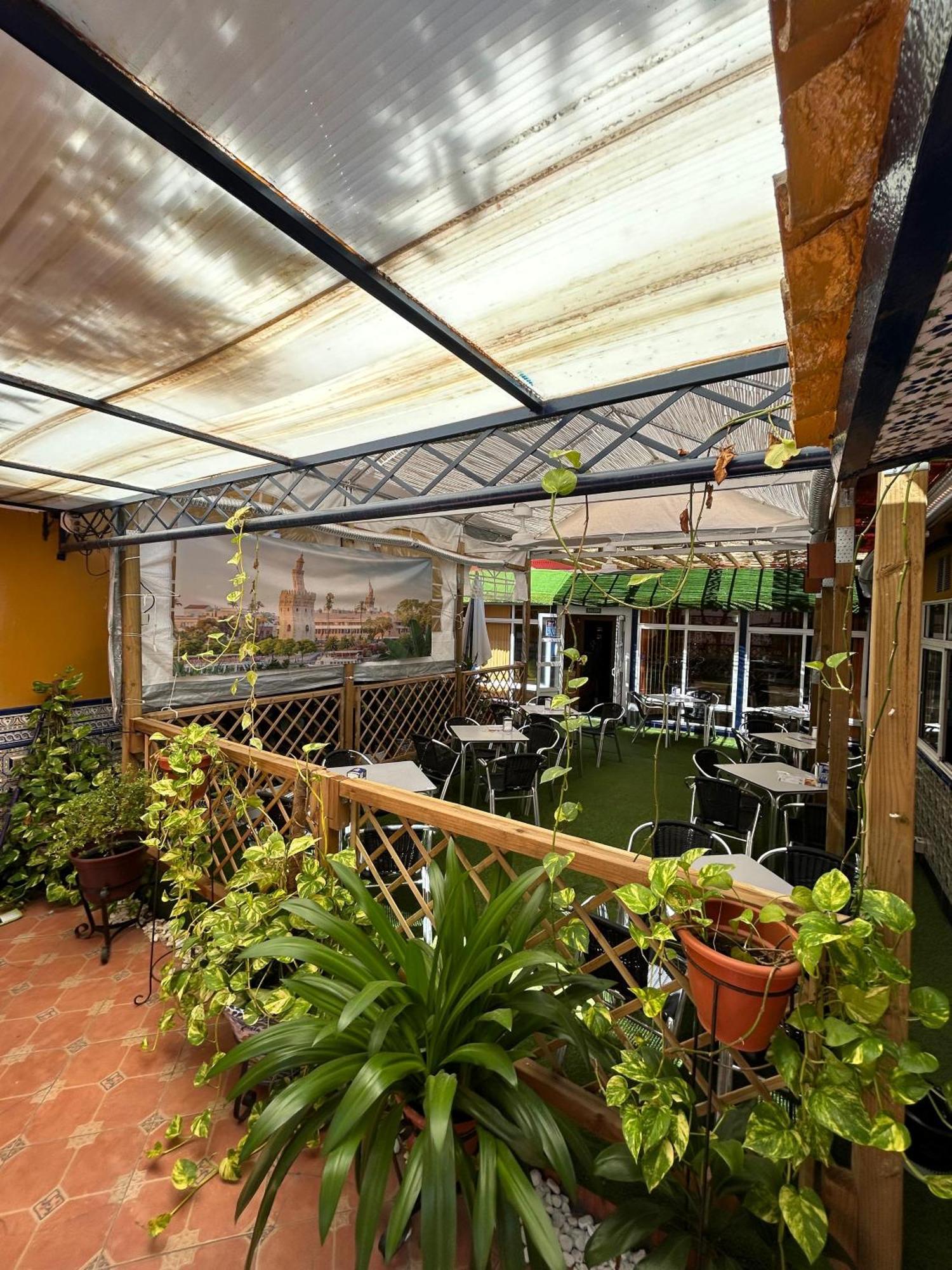 Hostal Avenida Andalucia - Solo Adultos Seville Exterior photo