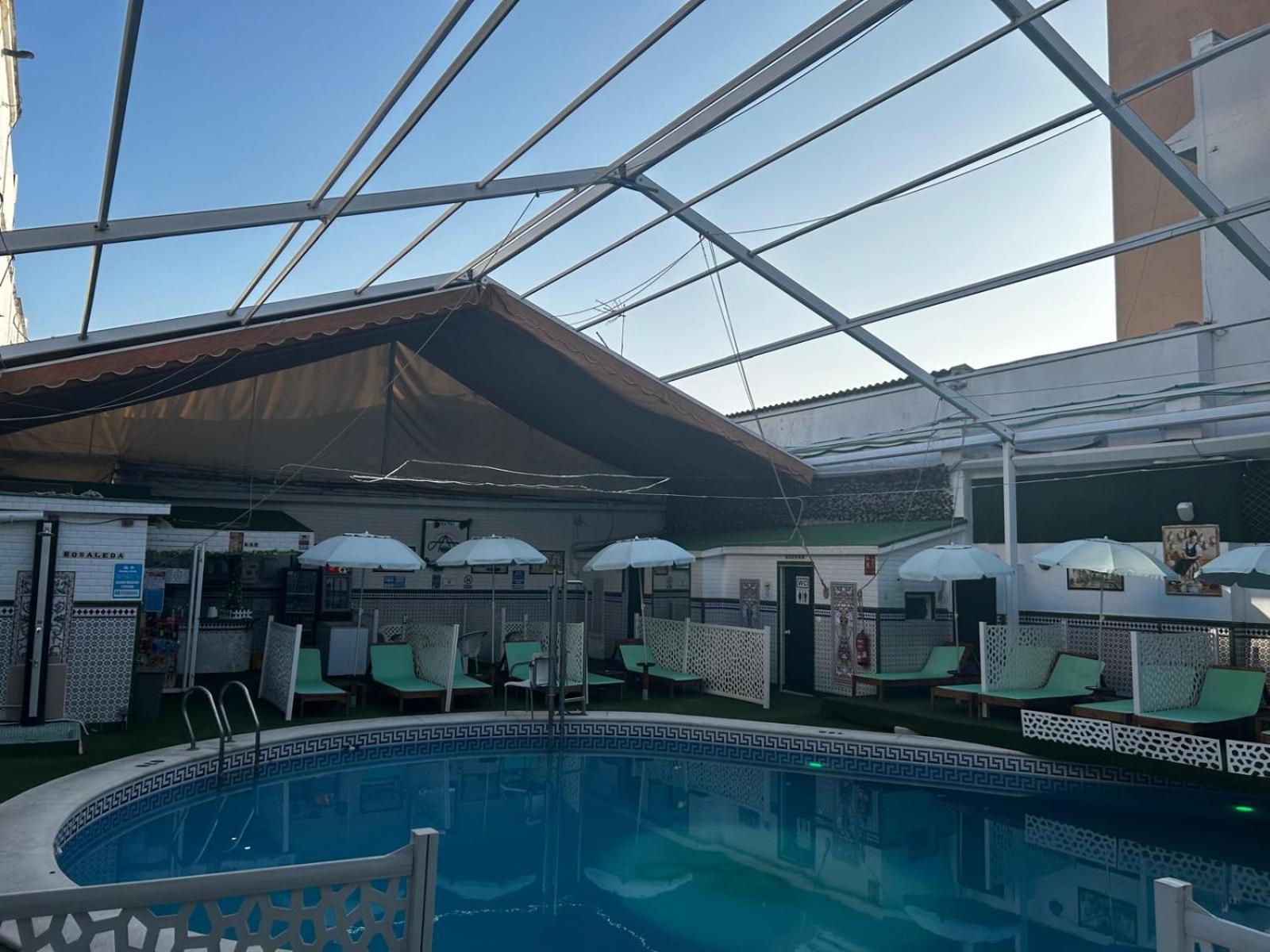 Hostal Avenida Andalucia - Solo Adultos Seville Exterior photo